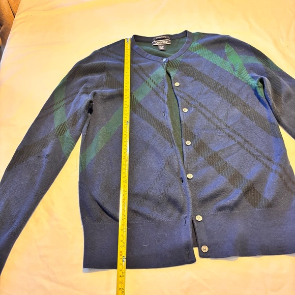 Lands' End Women’s Navy and Emerald Plaid Cardigan Size M - Picture 4 of 8